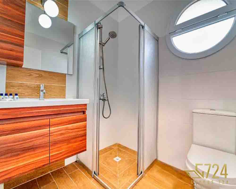حمام و دسشویی آپارتمان یک خوابه در تای ریزورت